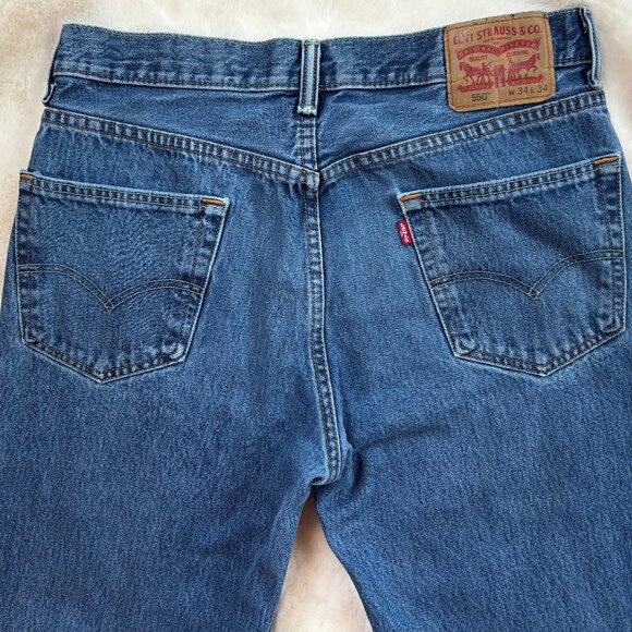 Levi's Men's 550 Relaxed Fit 34 x 34 Denim Jeans - Picture 9 of 16